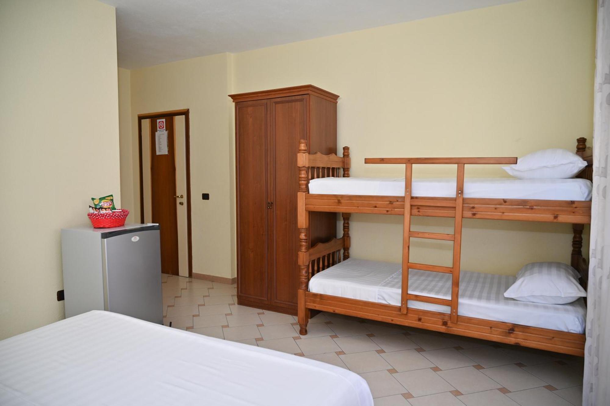Emes Hotell Durrës