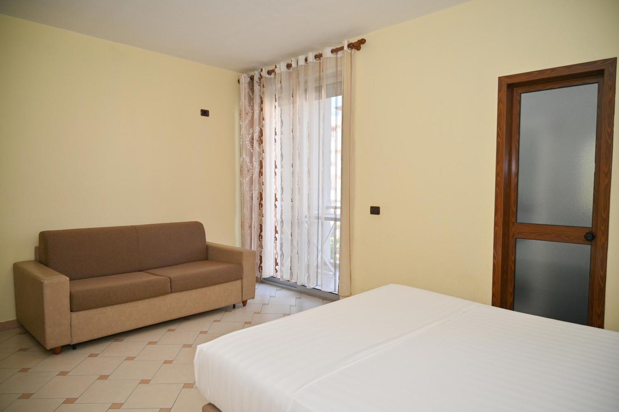 Hotel Emes Durrës