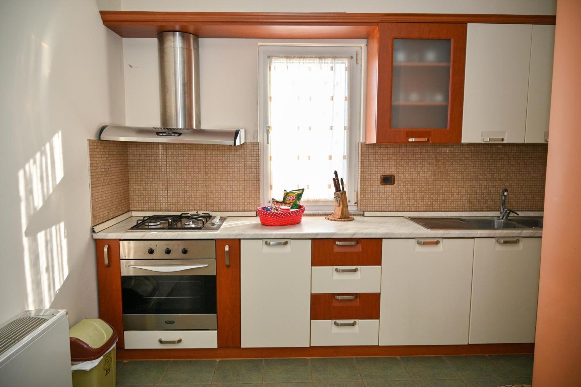 Hotel Emes